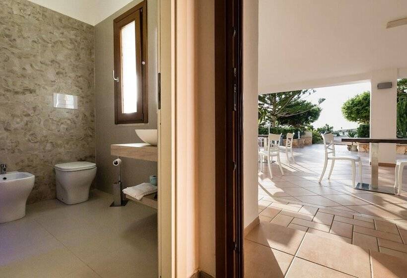 Отель Cavalluccio Marino