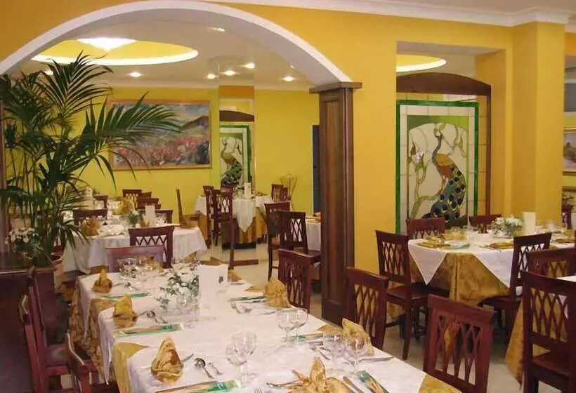 Отель Ristorante La Pergola
