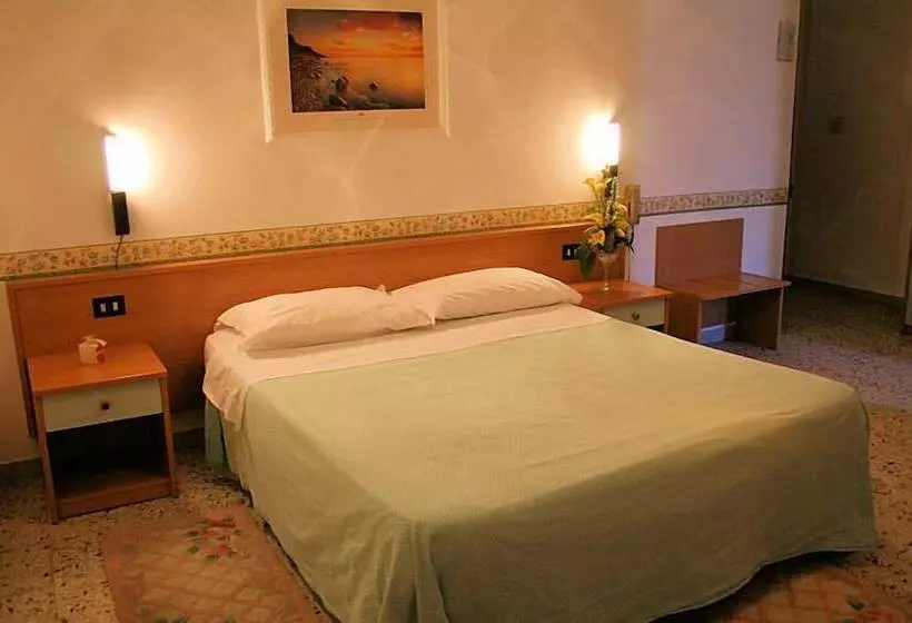 Отель Ristorante La Pergola