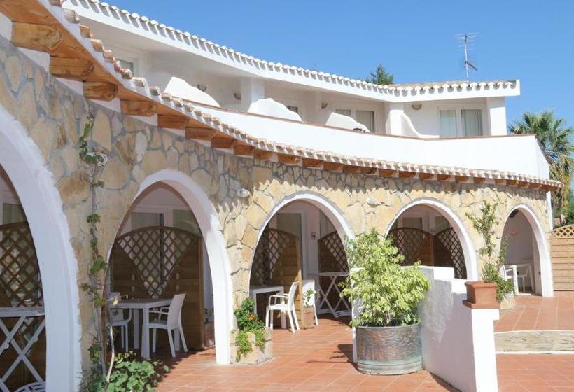 Отель Tre Lune Resort