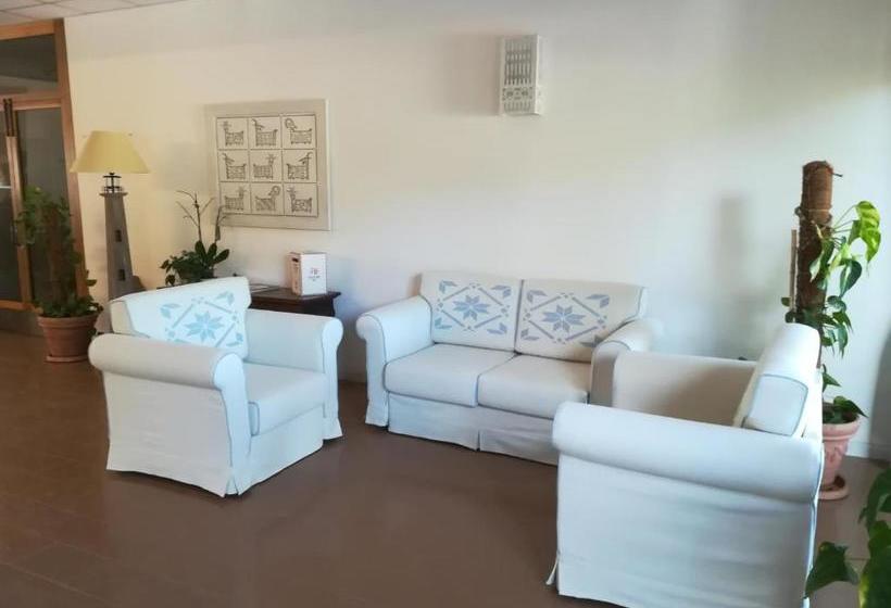 Отель Tre Lune Resort