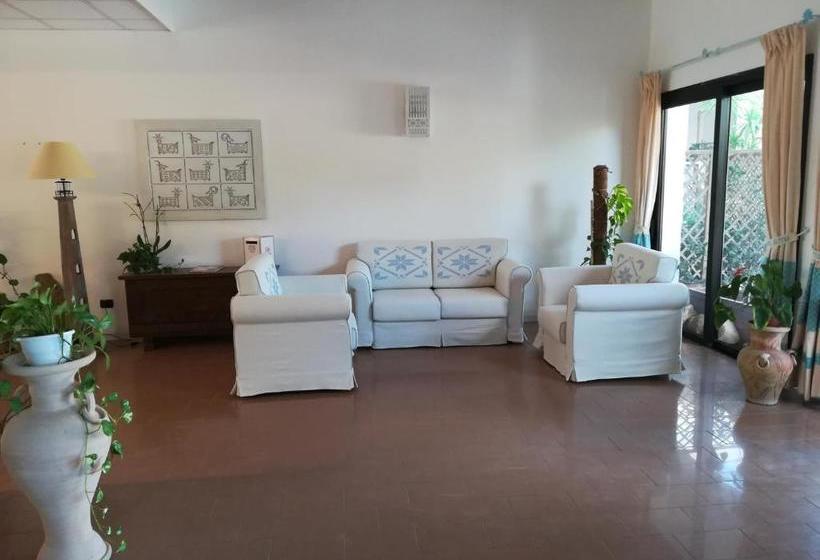 Отель Tre Lune Resort