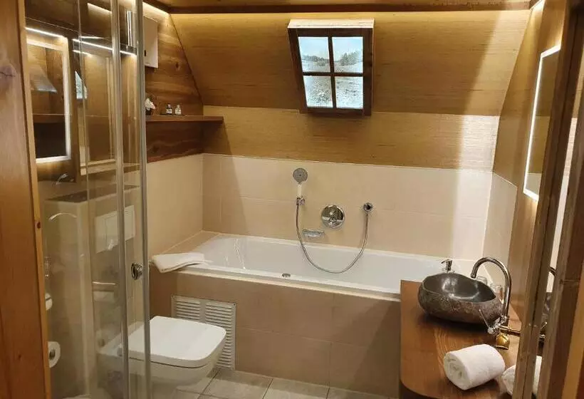 ホテル Und Restaurant Kohlerhutte  Furstenbrunn