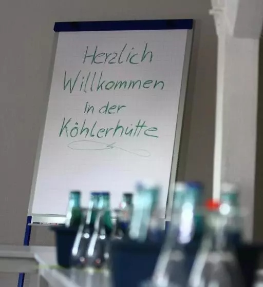 ホテル Und Restaurant Kohlerhutte  Furstenbrunn