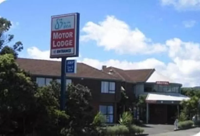 Motell Asure 83 By The Sea Motor Lodge