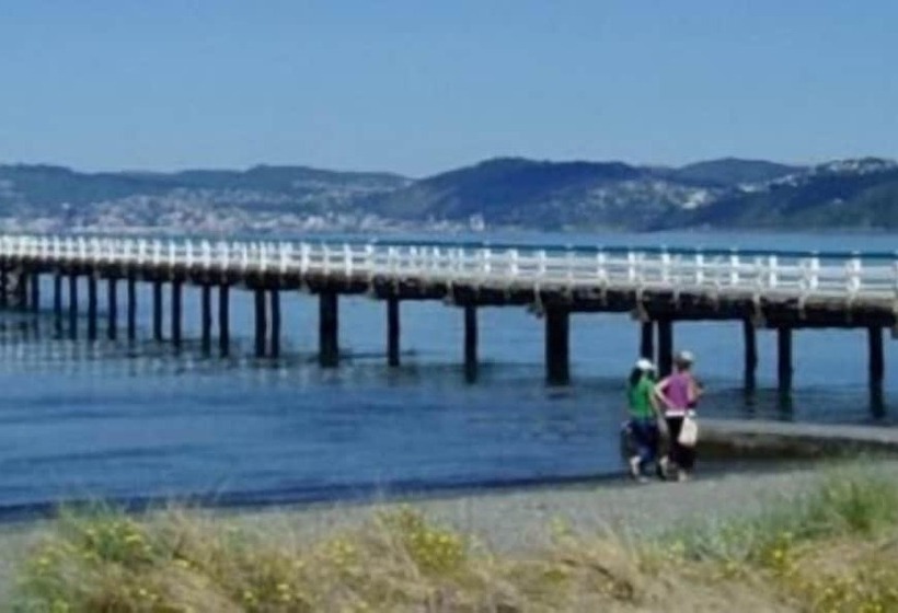 فندق على الطريق Asure 83 By The Sea Motor Lodge