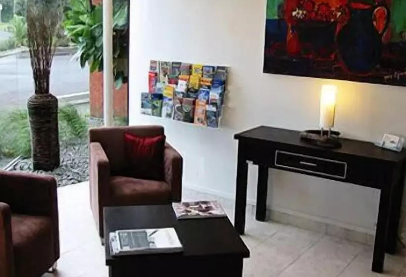 Motell Asure 83 By The Sea Motor Lodge