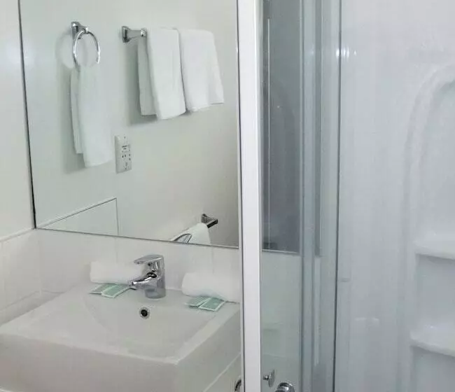 Motell Asure 83 By The Sea Motor Lodge