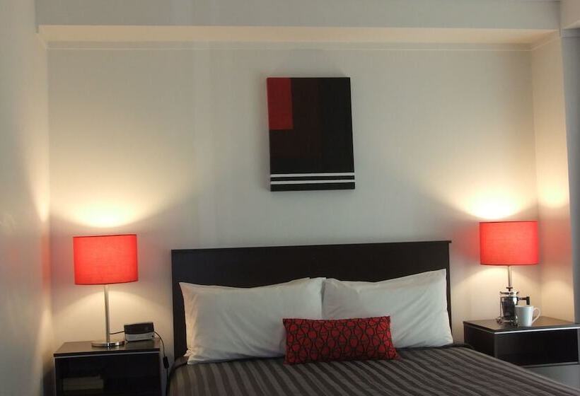 فندق على الطريق Asure 83 By The Sea Motor Lodge