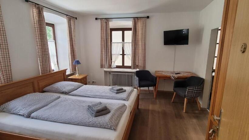 Pensão Gasthof Zum Rassen