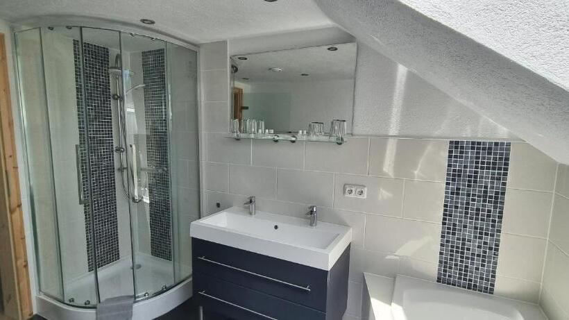 Pensão Gasthof Zum Rassen