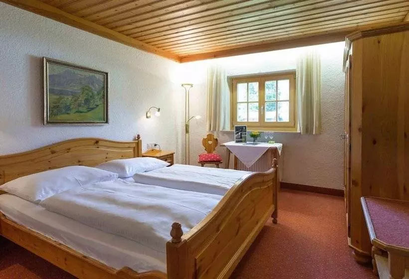 Pensione Hubertus Schliersee