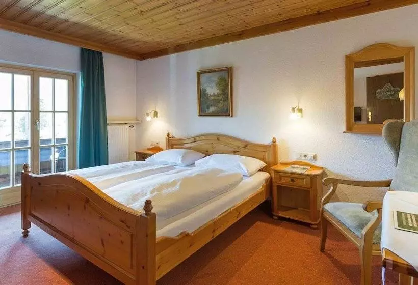 Pensione Hubertus Schliersee