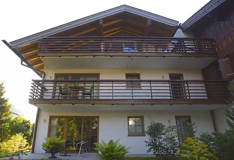 Pensione Hubertus Schliersee