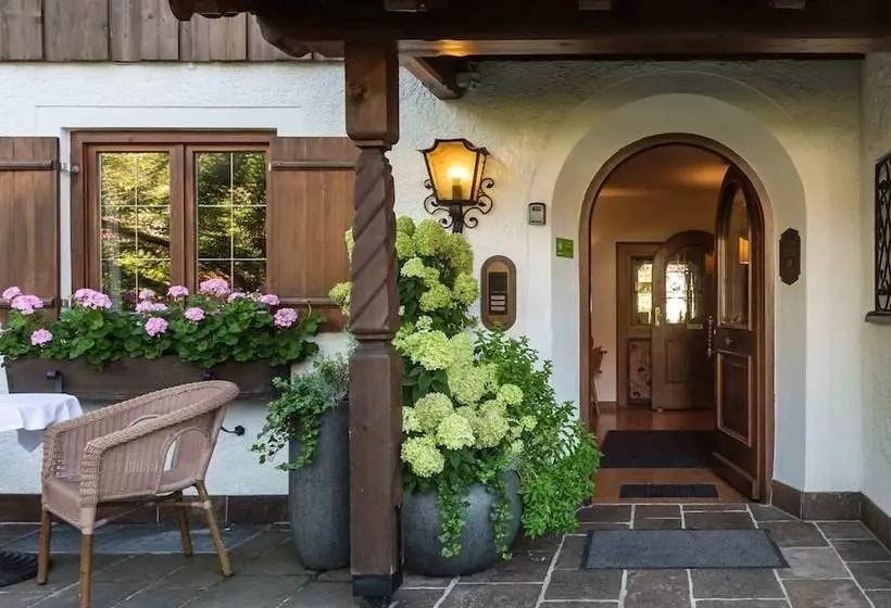 Pensione Hubertus Schliersee