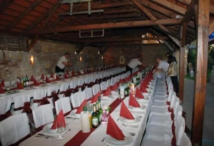 بنسيون Joó Fogadó