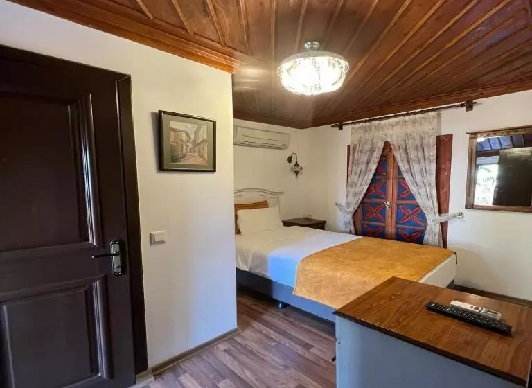 پانسیون White Garden Hotel Adult Only