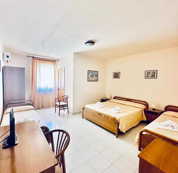 בית מלון כפרי Airone