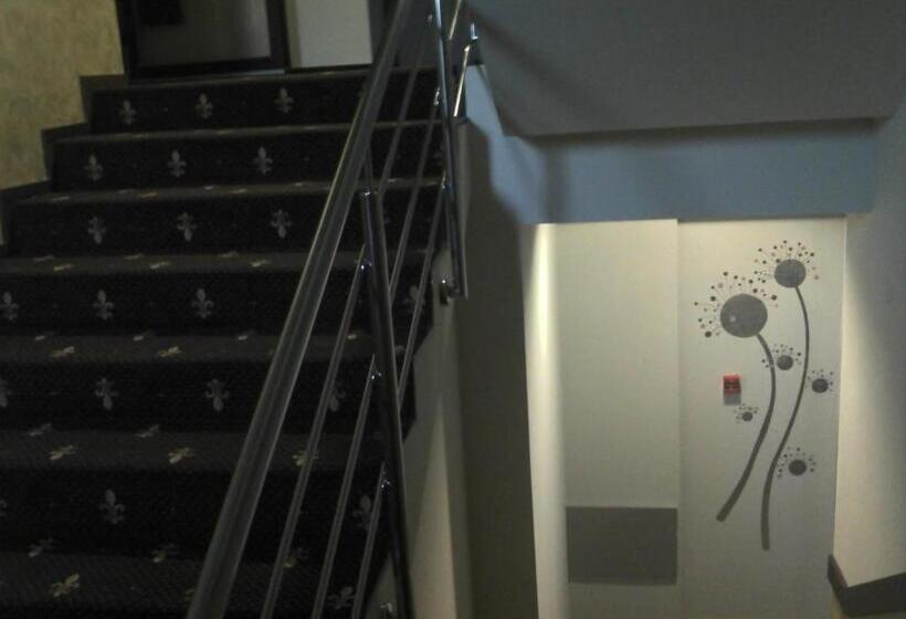 בית מלון כפרי Best