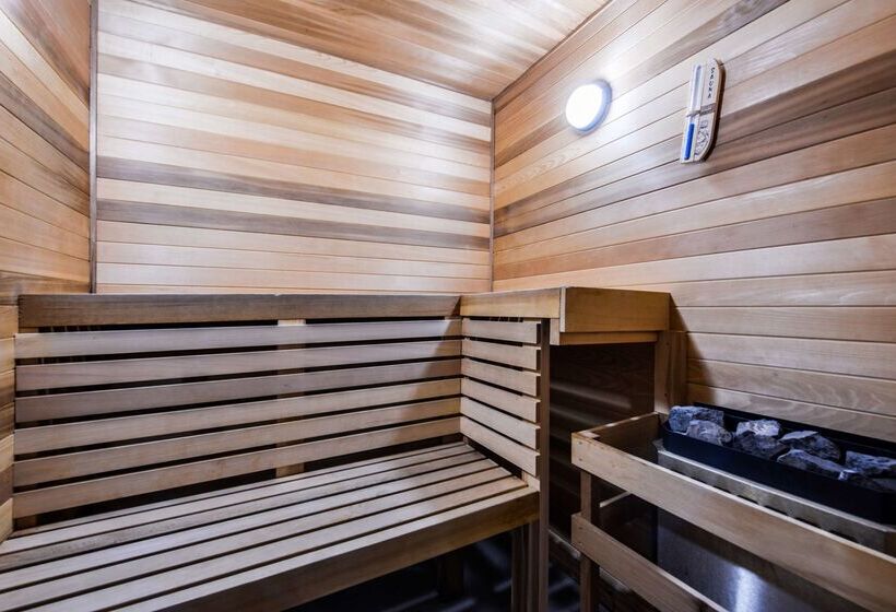 Szálloda Canadas Best Value Inn Valemount