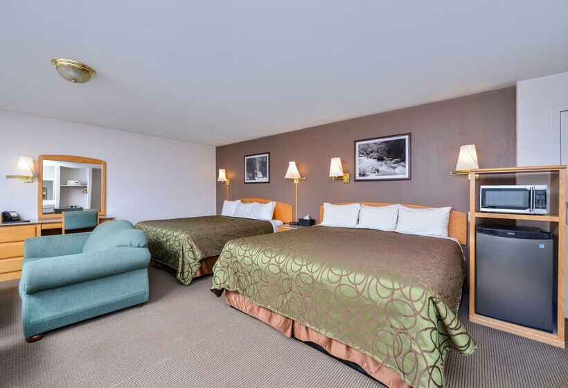 Szálloda Canadas Best Value Inn Valemount