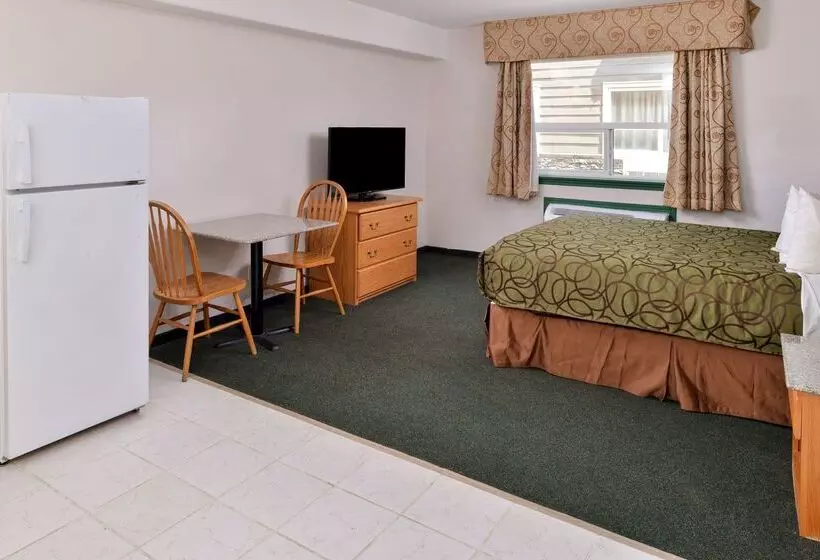 Hotel Canadas Best Value Inn Valemount