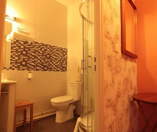 هتل Des Arts, Artisanal Et Independant