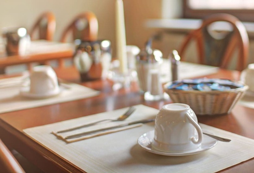 فندق Itm Entrée Glinde Restaurant & Tagungs