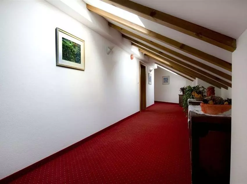 هتل Ristorante Lewald