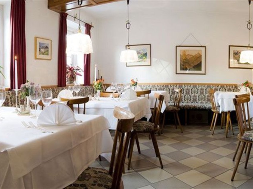 هتل Ristorante Lewald