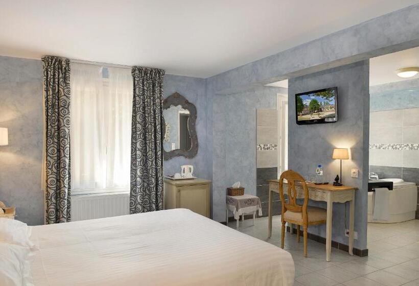 فندق Logis Domaine De Valaudran