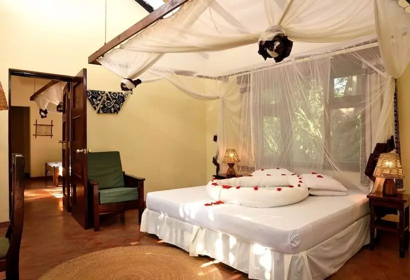 هتل Moivaro Coffee Plantation Lodge