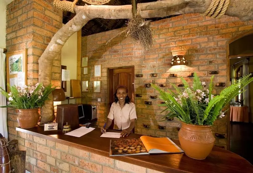 هتل Moivaro Coffee Plantation Lodge