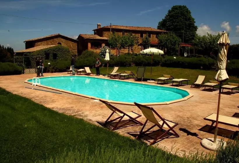 בית מלון כפרי Piombaia