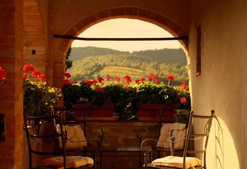 בית מלון כפרי Piombaia