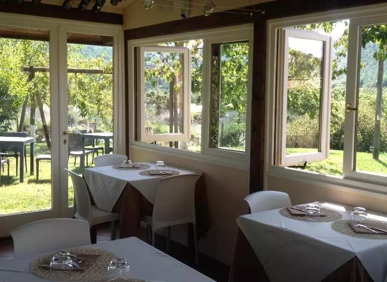 בית מלון כפרי Piombaia