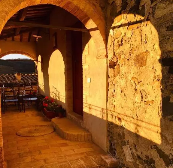 בית מלון כפרי Piombaia