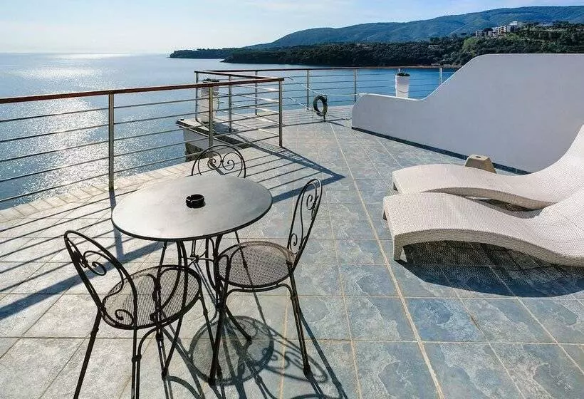 בית מלון כפרי Plaza