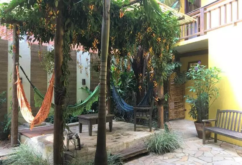 ホテル Pousada Aroeira