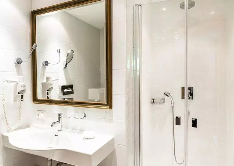 Сельский отель Salzburg Hotel Holznerwirt