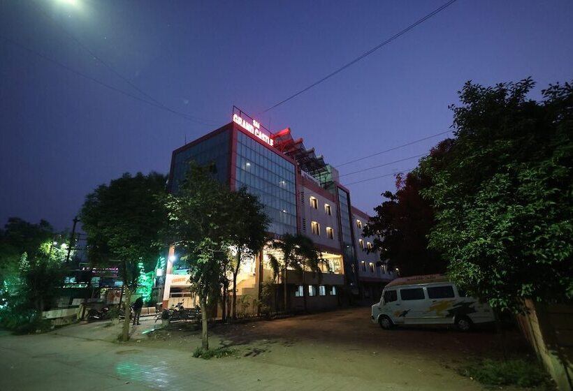 Hotell Sai Grand Castle Inn