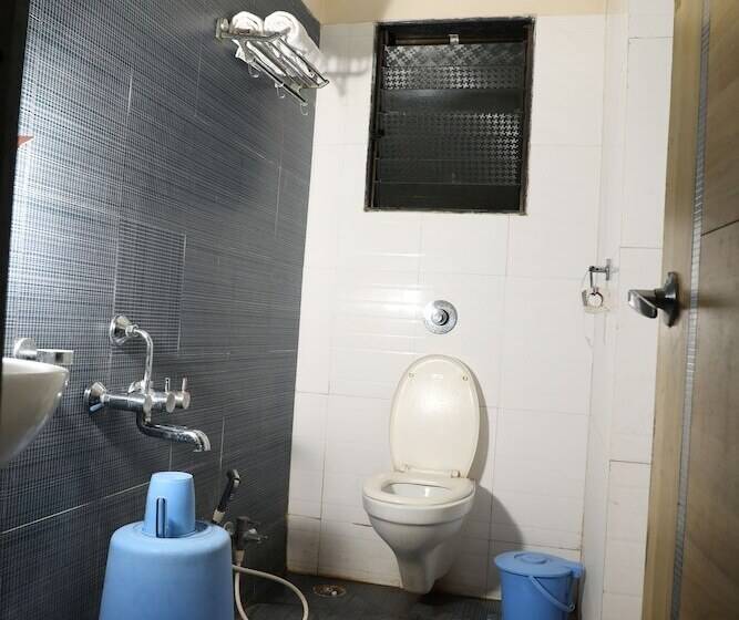 Hotell Sai Grand Castle Inn