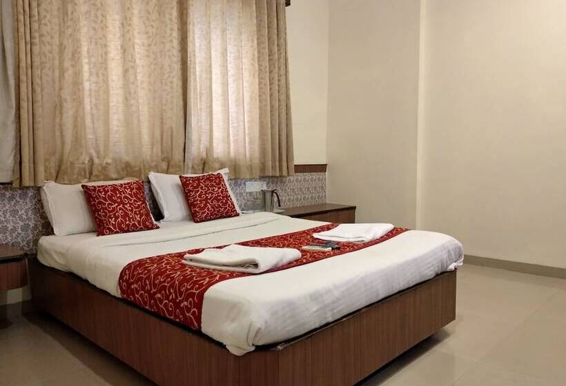 Hotell Sai Grand Castle Inn