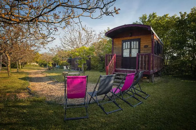 בית מלון כפרי & Spa Chai De La Paleine