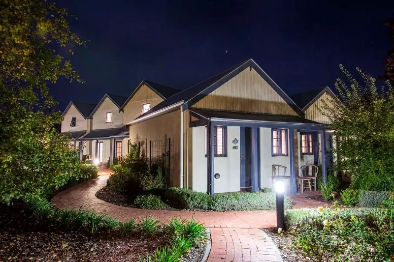 The Studios By Manna, Ascend Hotel Collection