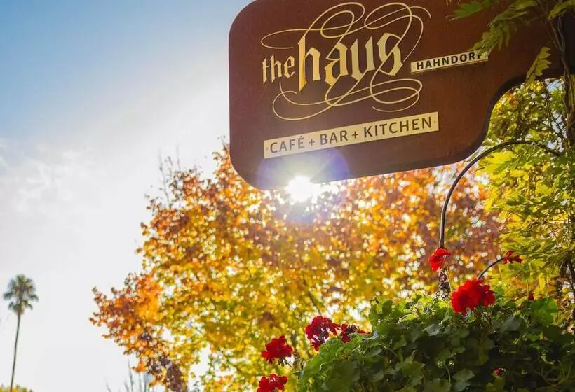 The Studios By Manna, Ascend Hotel Collection