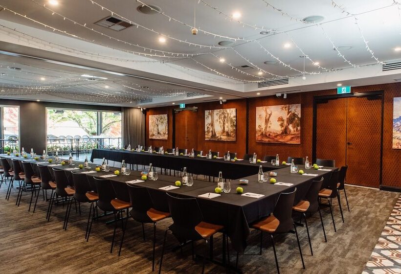 The Studios By Manna, Ascend Hotel Collection