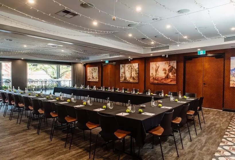 The Studios By Manna, Ascend Hotel Collection