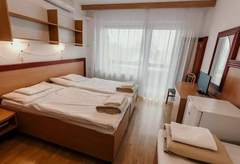 Hotelli Tisza Sport