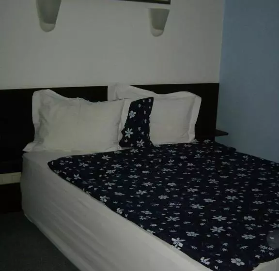 Family Hotel Avramov